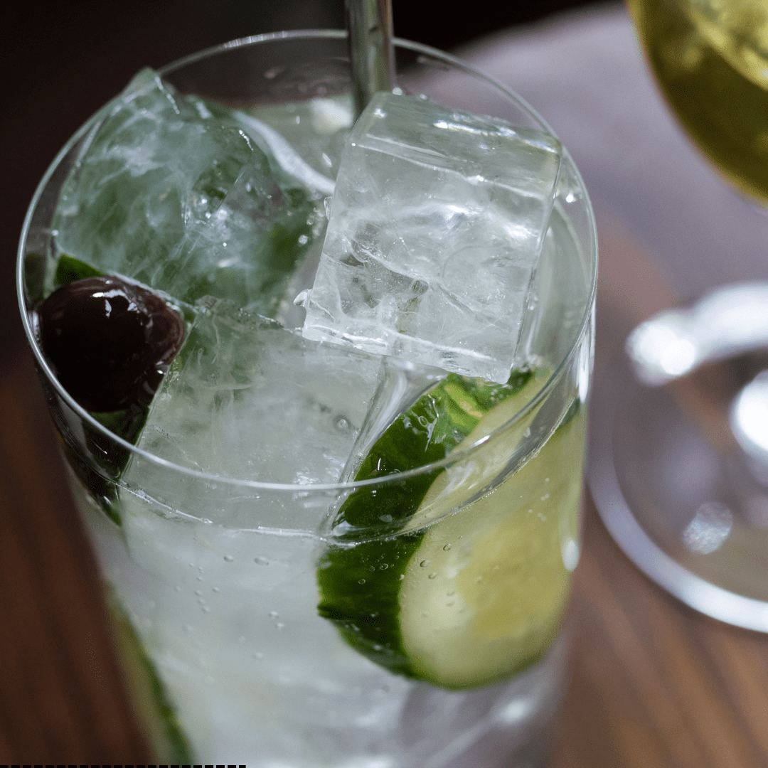 Cutwater Cucumber Vodka Soda Cocktail Cutwater Cucumber Vodka Soda Cocktail